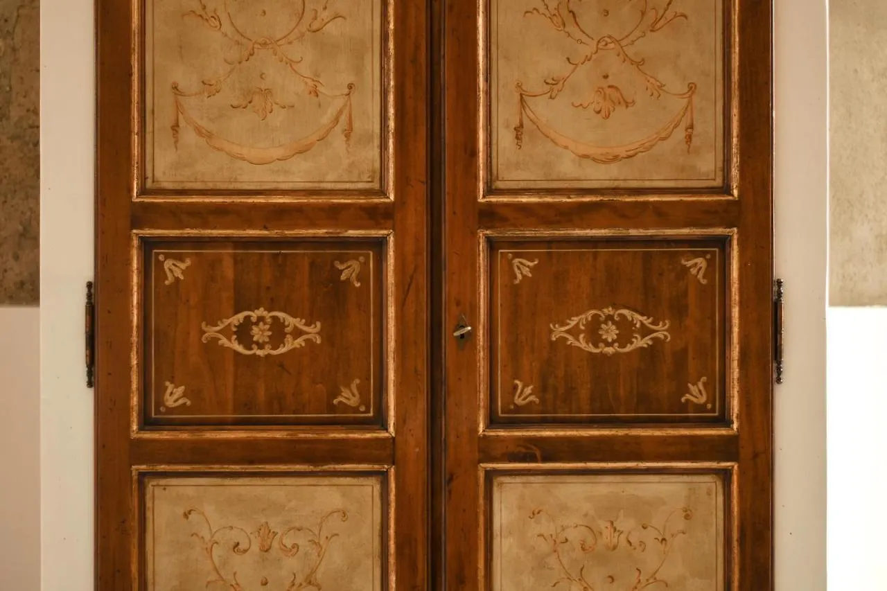 Belledonne Suite & Gallery Naples Italy