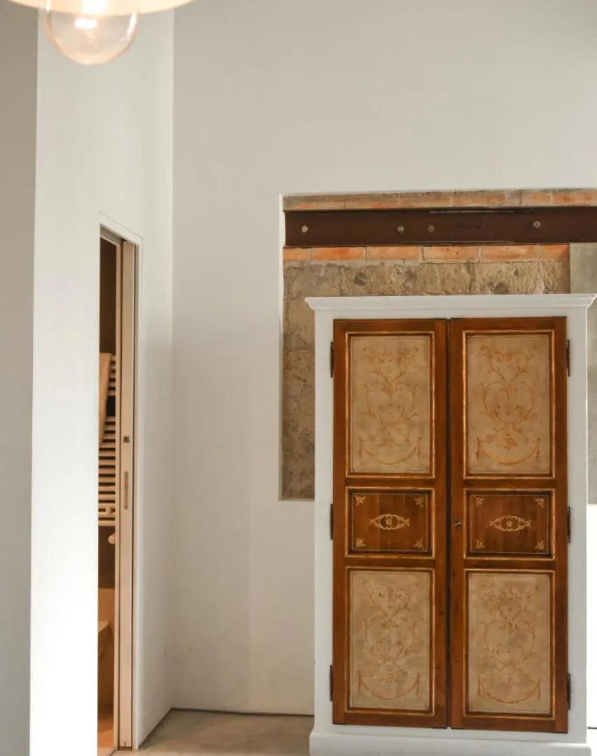 Belledonne Suite & Gallery Naples Bed & Breakfast